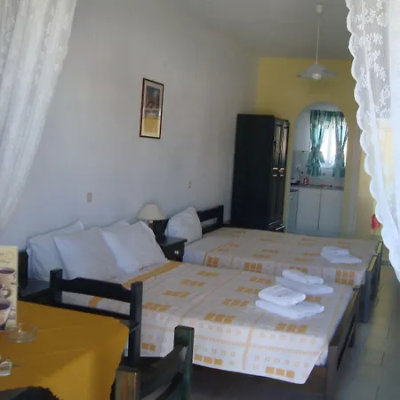מלון דירות Fragoulis Village 4*