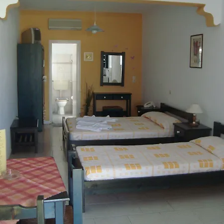 מלון דירות Fragoulis Village פרספורוס