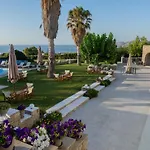 Fragoulis Village Aparthotel Parasporos