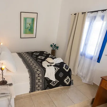 Fragoulis Village Aparthotel 2*