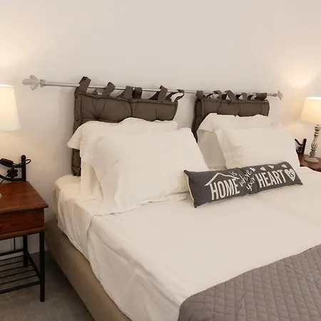 Fragoulis Village Aparthotel 2*
