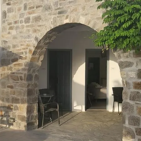 Fragoulis Village 2* Parasporos