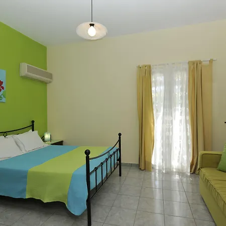 Fragoulis Village Apartmanhotel Parászporosz