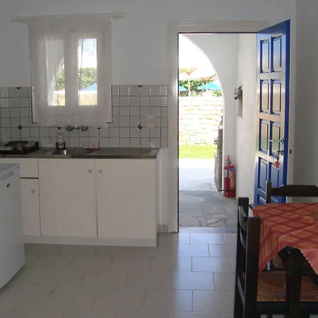 فراغوليس فيلدج